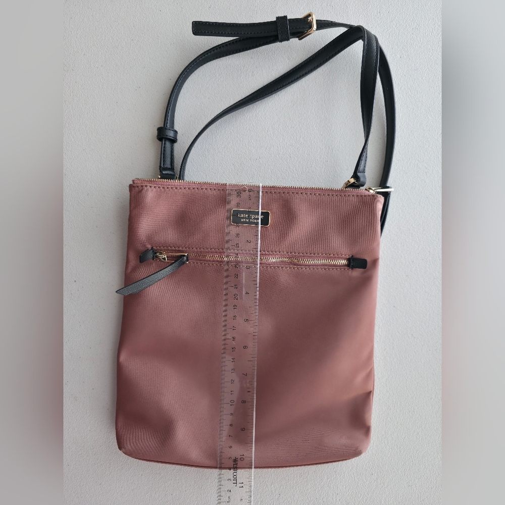Kate Spade Dawn Sparrow Pink Nylon Crossbody Bag Minimalist Clean Girl Y2K - Picture 3 of 10